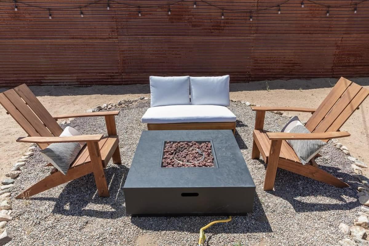 Joshua Tree - Le Tout Petit W Hot Tub Dış mekan fotoğraf